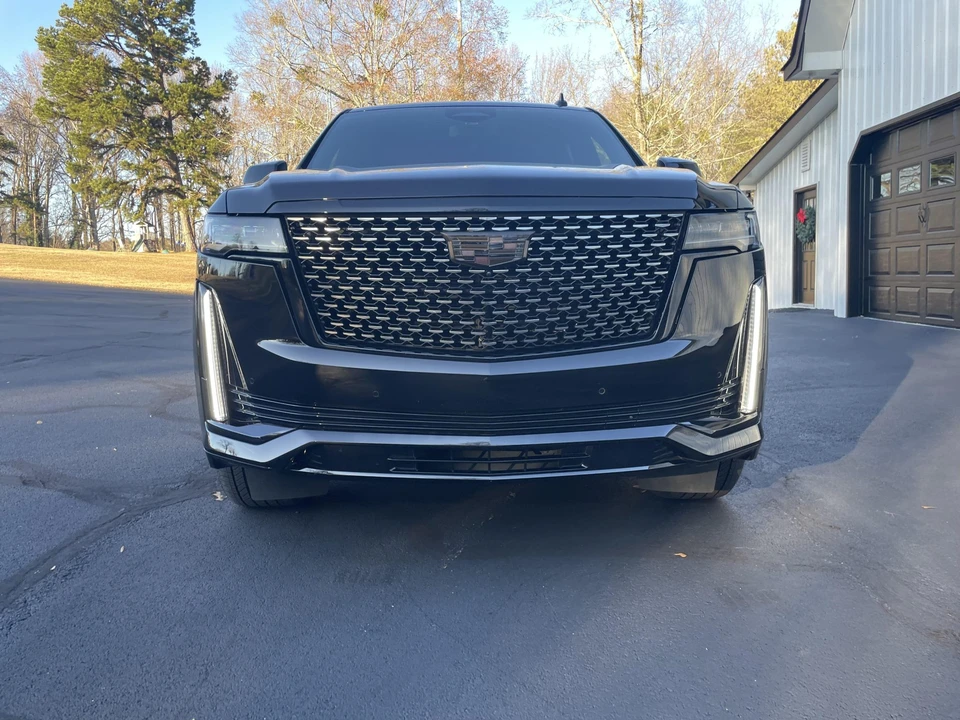 2022 Cadillac Escalade 5th Gen - Image 4 of 31