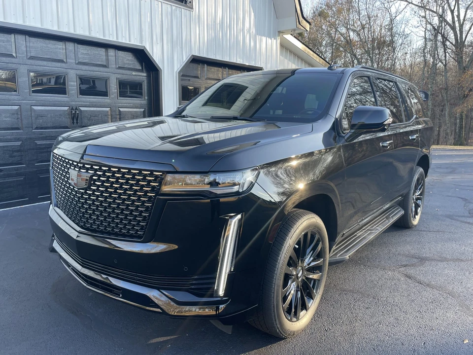 2022 Cadillac Escalade 5th Gen - Image 3 of 31
