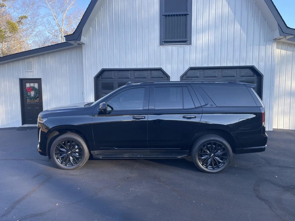 2022 Cadillac Escalade 5th Gen - Image 8 of 31