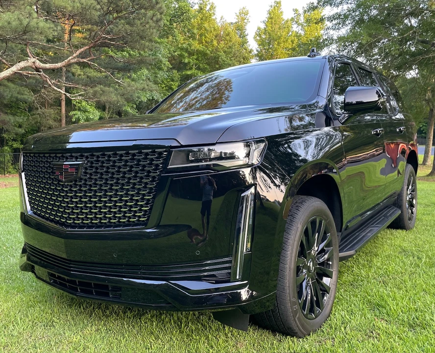 2022 Cadillac Escalade 5th Gen - Image 29 of 31