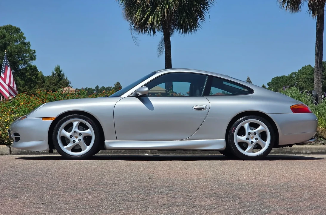 1998 Porsche 996 Carrera - Image 6 of 6