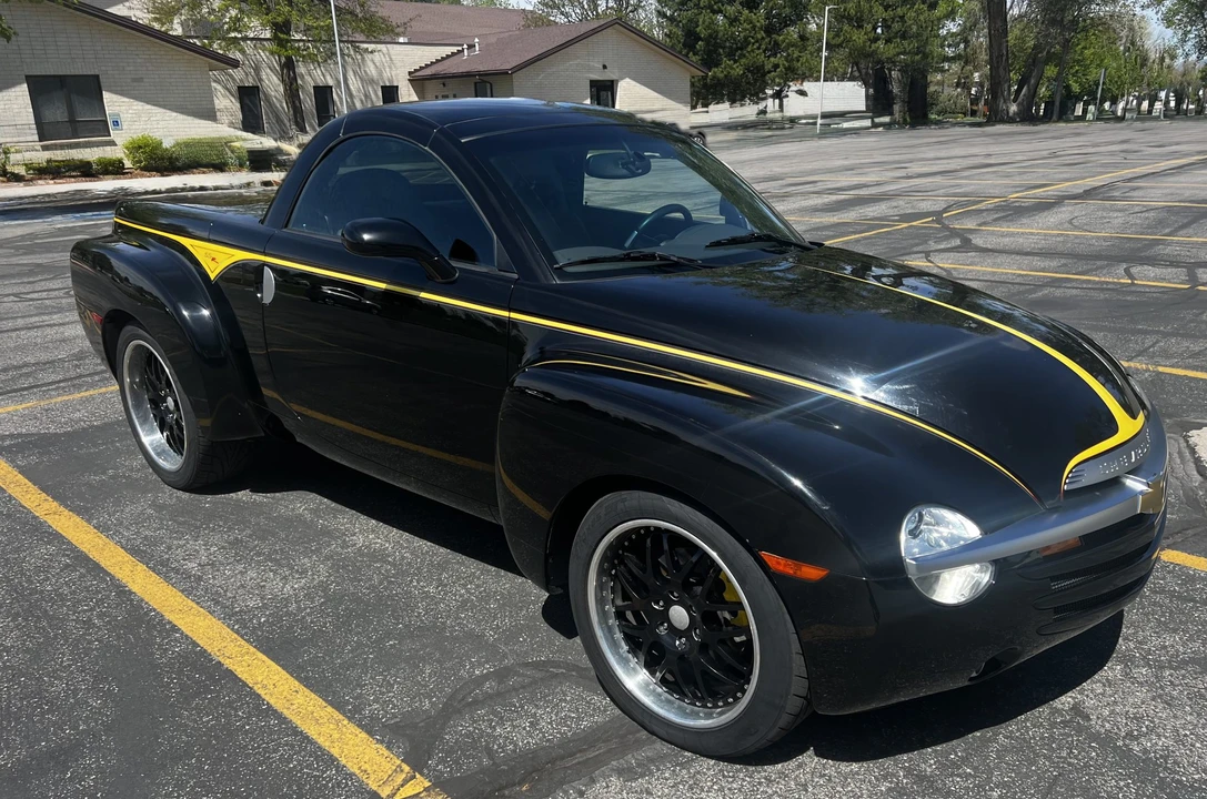 2003 Chevrolet SSR - Image 6 of 31