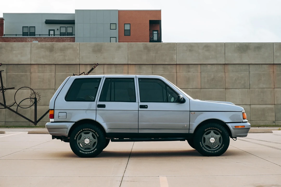 1989 LaForza - Image 16 of 31