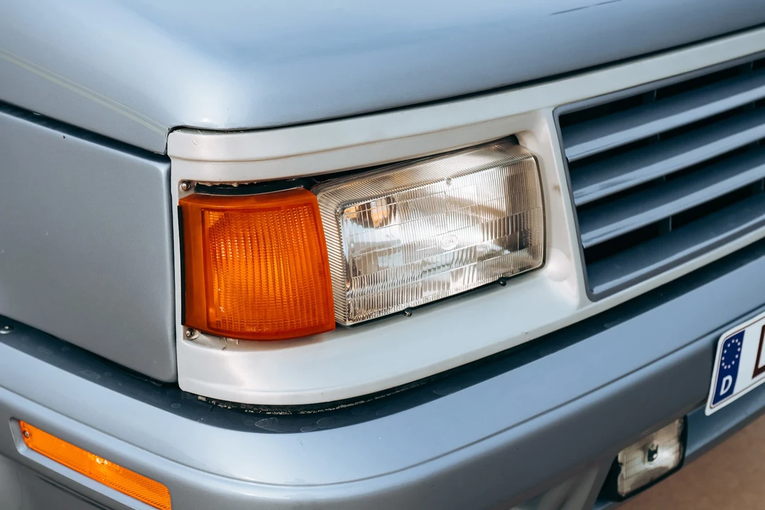 1989 LaForza - Image 24 of 31