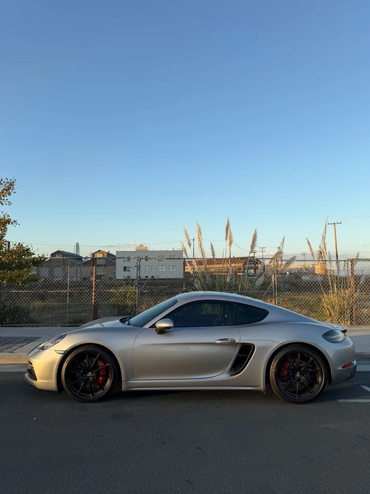 2024 Porsche 718 Cayman GTS 4.0 - Image 5 of 19