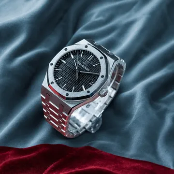 Audemars Piguet Royal Oak Watch Ref. 15500ST Full Set