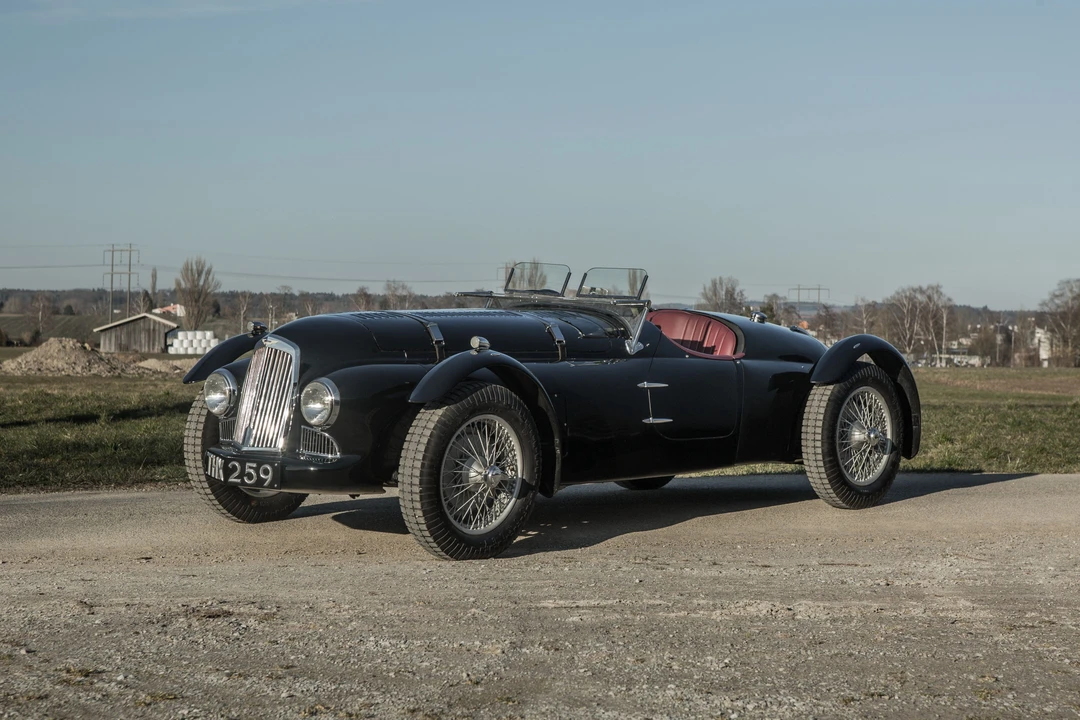 1948 Aston Martin DB1 & DB2 & DB2/4 & DB Mark III - Image 7 of 31