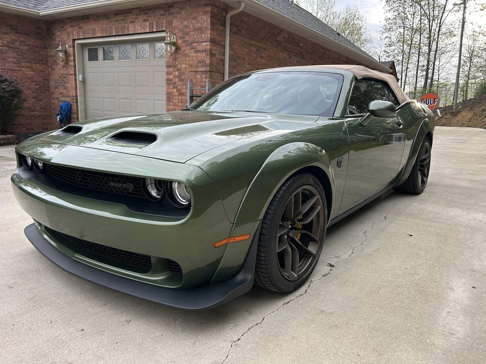 2023 Dodge Challenger SRT Hellcat 3rd Gen - Image 3 of 31