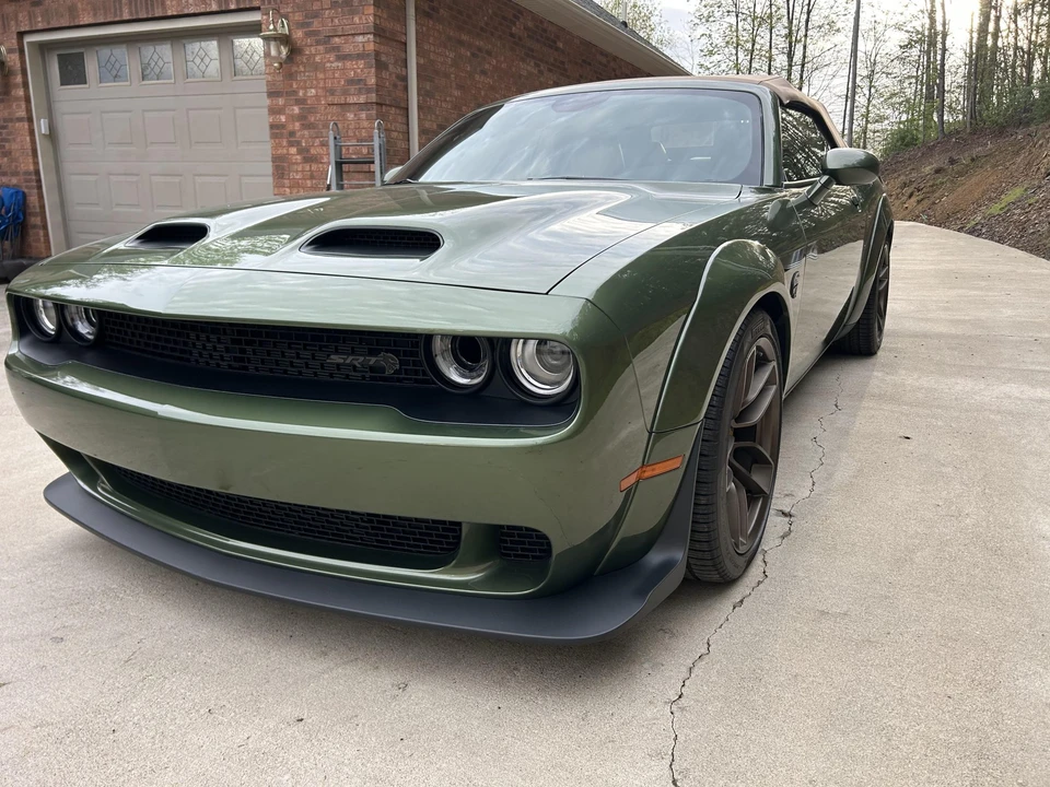 2023 Dodge Challenger SRT Hellcat 3rd Gen - Image 4 of 31