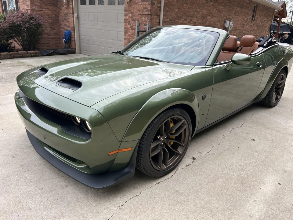 2023 Dodge Challenger SRT Hellcat 3rd Gen - Image 28 of 31