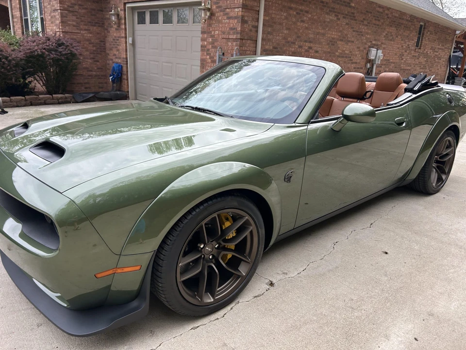 2023 Dodge Challenger SRT Hellcat 3rd Gen - Image 29 of 31