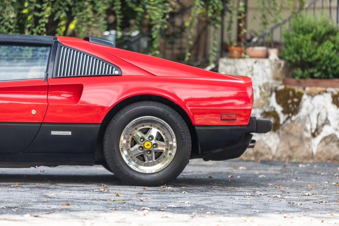 1981 Ferrari 308 GTS - Image 27 of 31