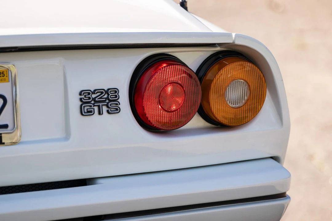 1987 Ferrari 328 GTS - Image 26 of 31