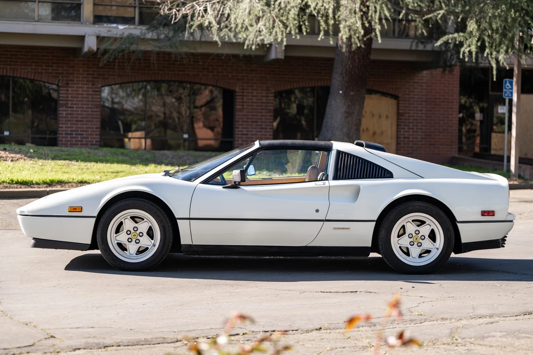 1987 Ferrari 328 GTS - Image 9 of 31