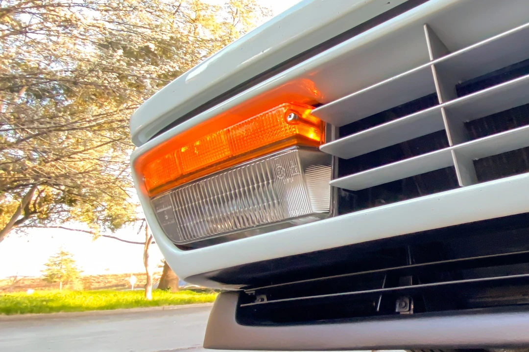 1987 Ferrari 328 GTS - Image 22 of 31