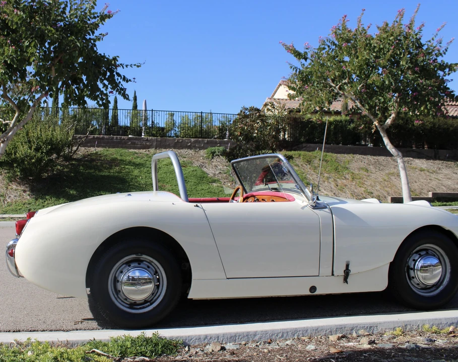 1960 Austin-Healey Sprite Mark I - Image 24 of 31