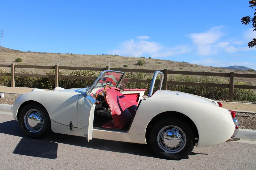 1960 Austin-Healey Sprite Mark I - Image 8 of 31