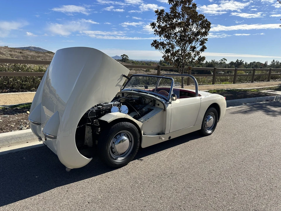 1960 Austin-Healey Sprite Mark I - Image 11 of 31