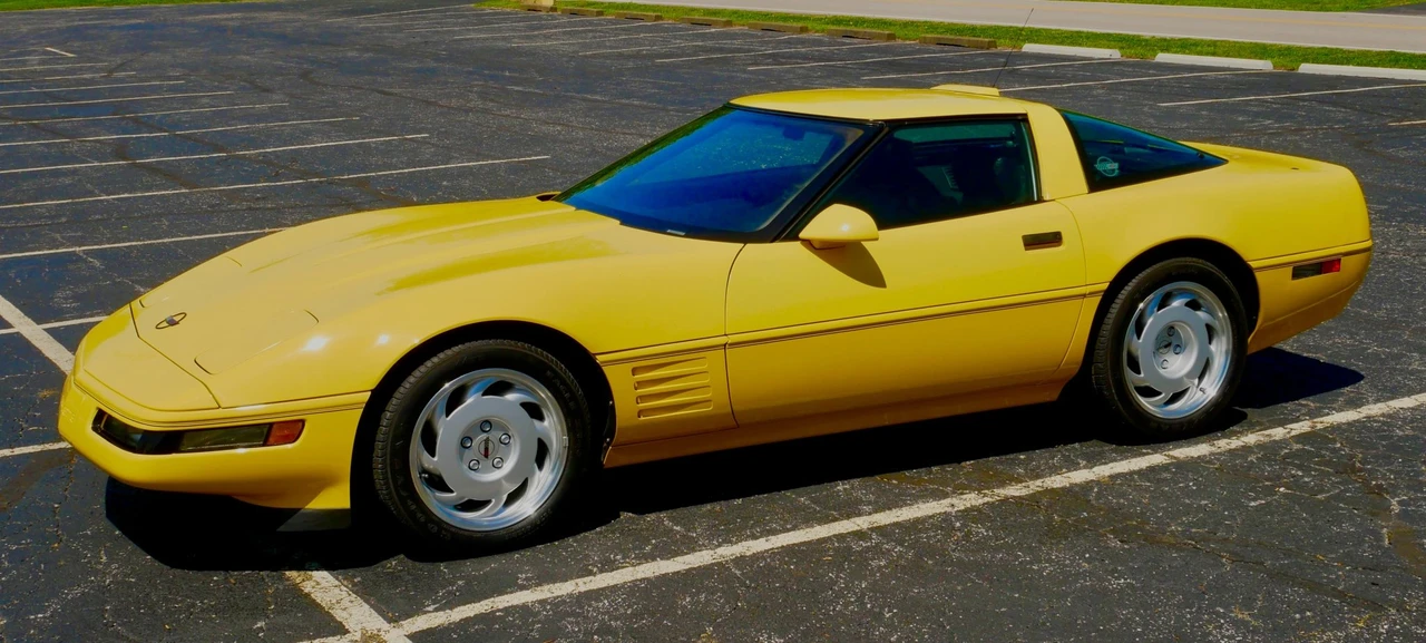 1991 Chevrolet Corvette C4 ZR1 - Image 9 of 31