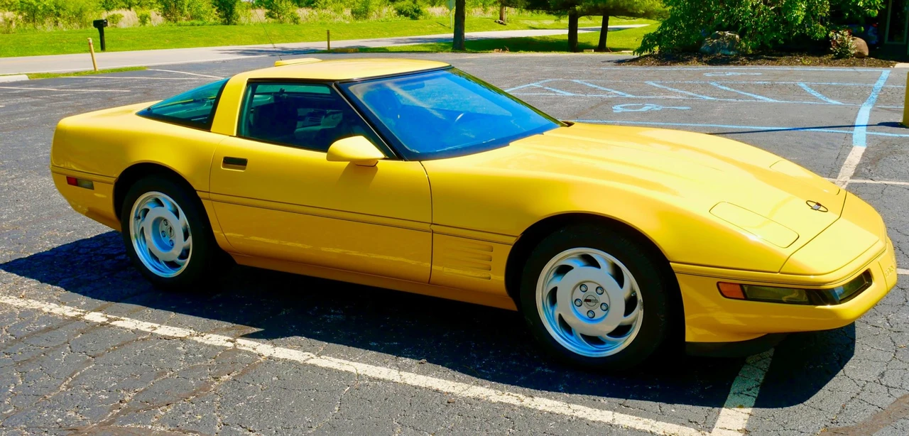 1991 Chevrolet Corvette C4 ZR1 - Image 4 of 31