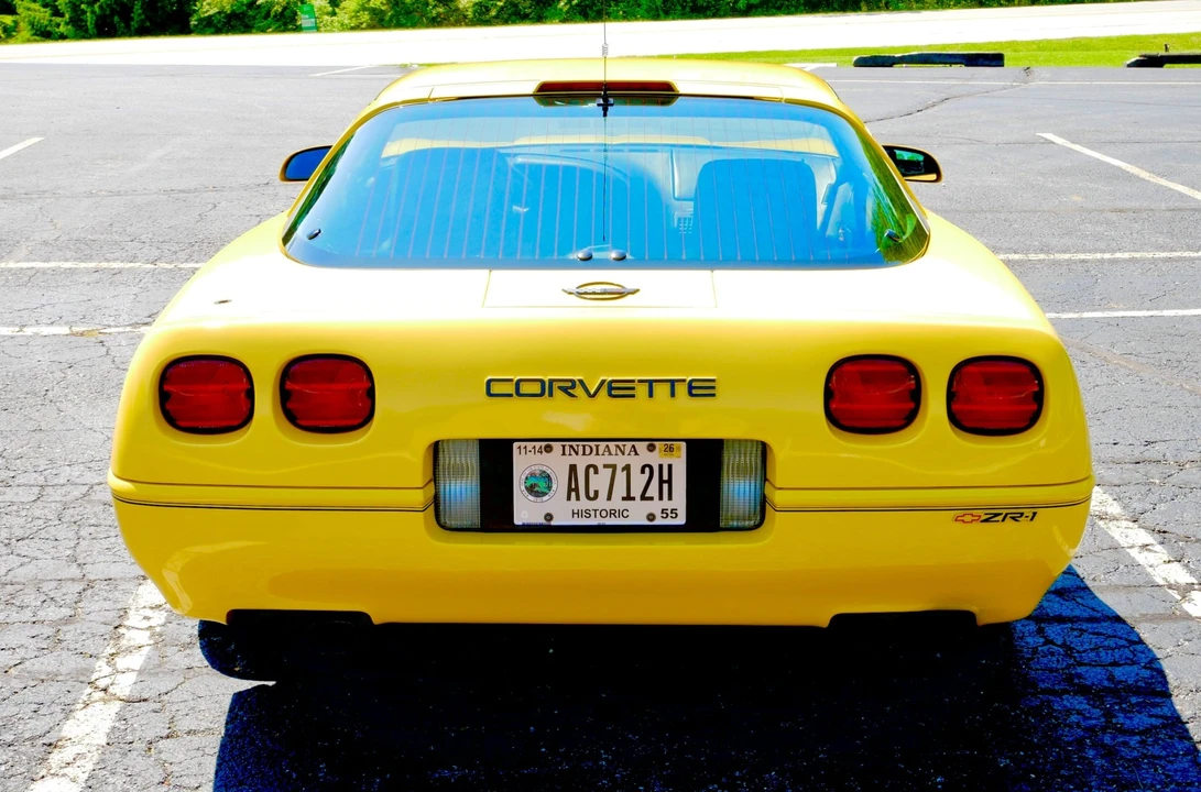 1991 Chevrolet Corvette C4 ZR1 - Image 15 of 31