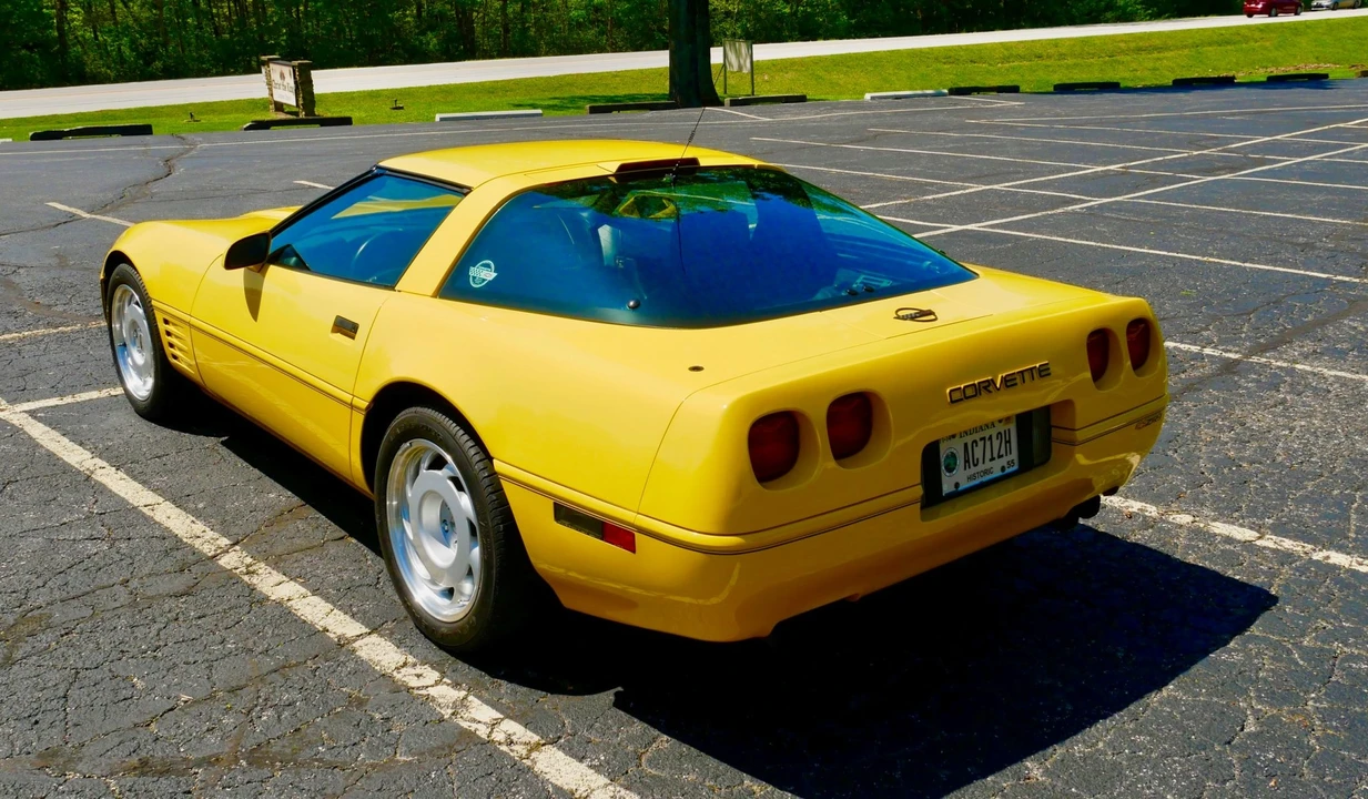 1991 Chevrolet Corvette C4 ZR1 - Image 12 of 31