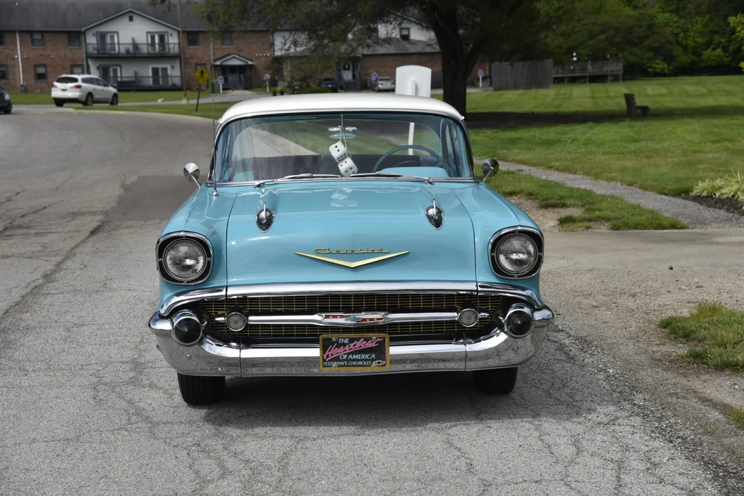 1957 Chevrolet Tri-Five Bel Air 2-Door Hardtop & Coupe - Image 2 of 31