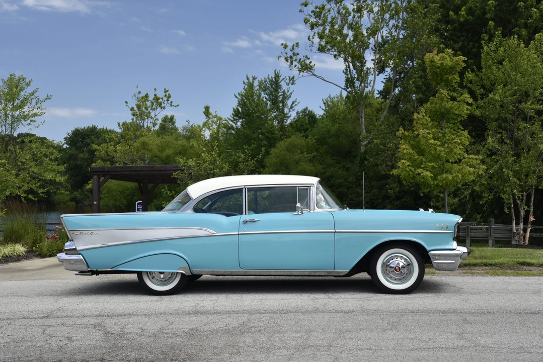 1957 Chevrolet Tri-Five Bel Air 2-Door Hardtop & Coupe - Image 25 of 31