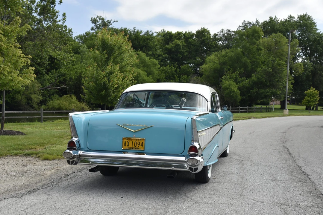 1957 Chevrolet Tri-Five Bel Air 2-Door Hardtop & Coupe - Image 16 of 31