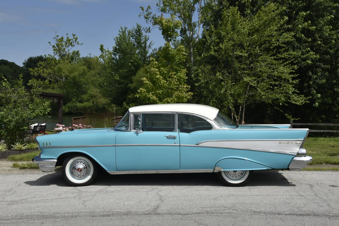1957 Chevrolet Tri-Five Bel Air 2-Door Hardtop & Coupe - Image 10 of 31