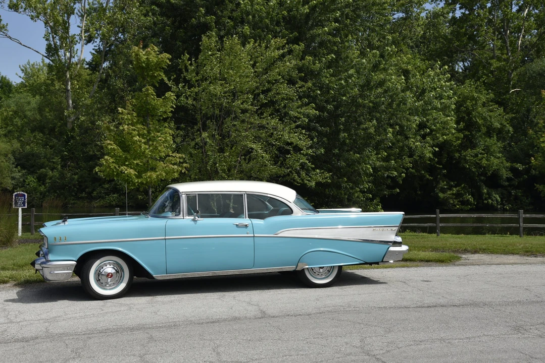 1957 Chevrolet Tri-Five Bel Air 2-Door Hardtop & Coupe - Image 8 of 31