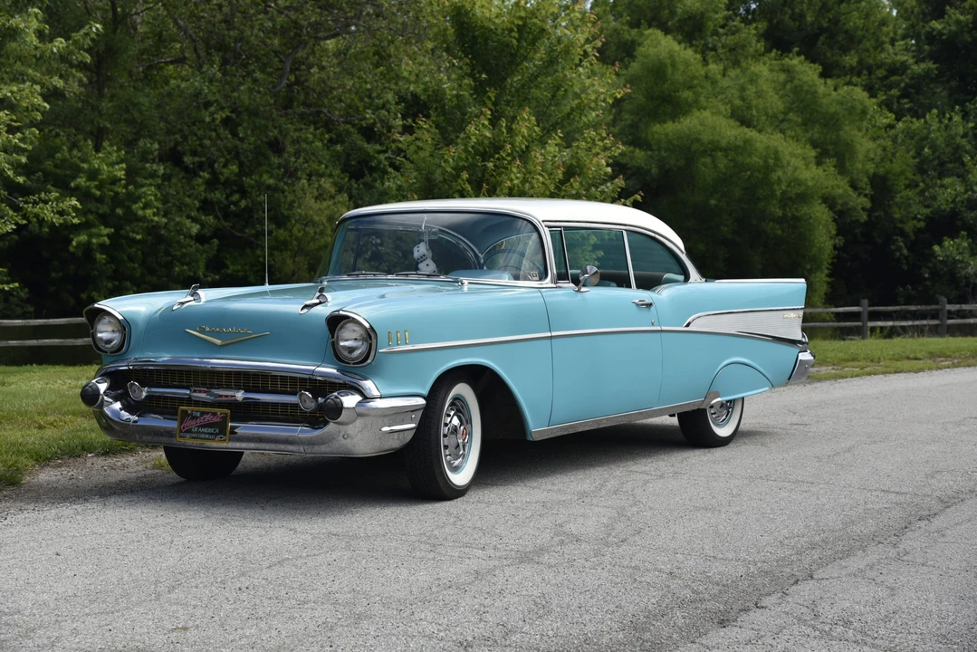 1957 Chevrolet Tri-Five Bel Air 2-Door Hardtop & Coupe - Image 6 of 31