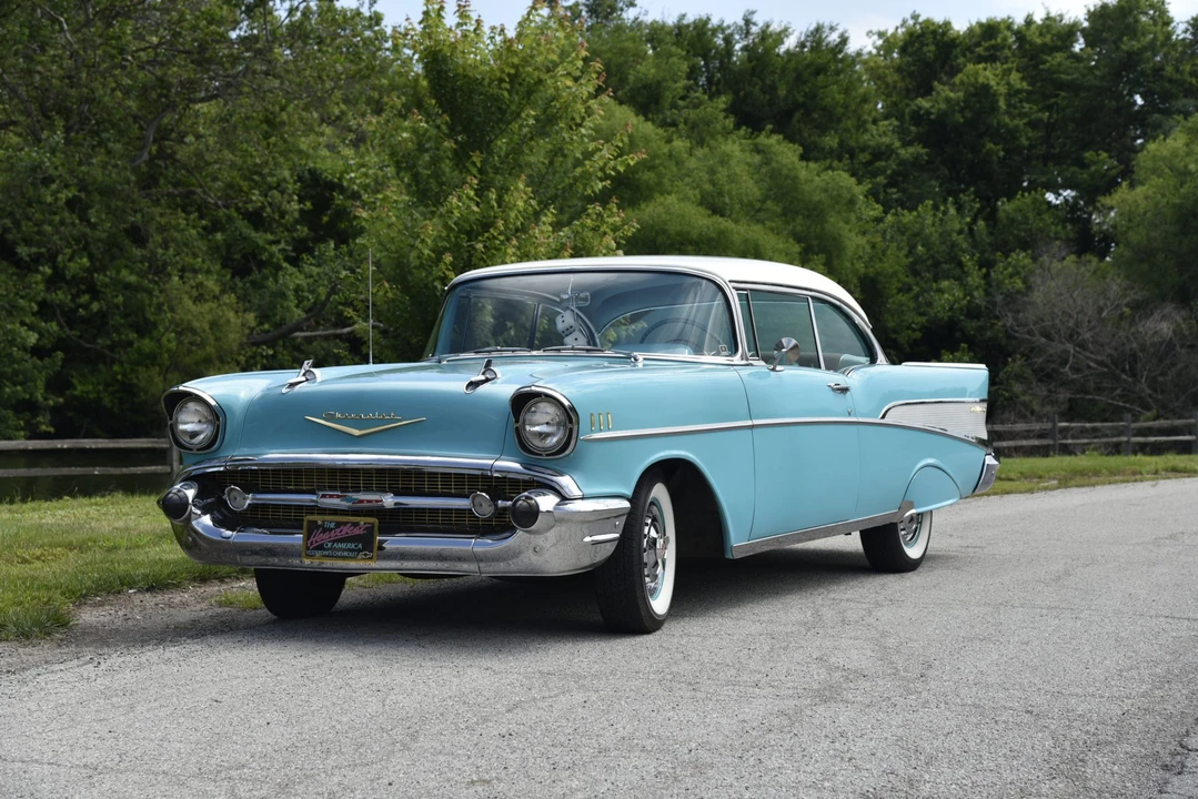 1957 Chevrolet Tri-Five Bel Air 2-Door Hardtop & Coupe - Image 5 of 31