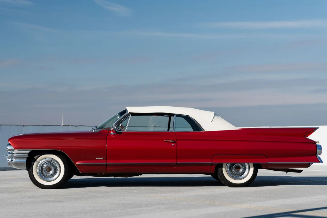 1961 Cadillac Series 62 6th Gen - Image 8 of 31