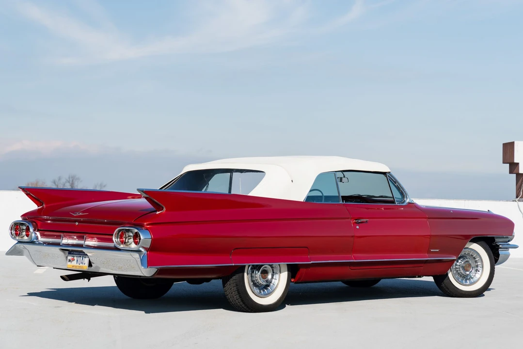 1961 Cadillac Series 62 6th Gen - Image 12 of 31