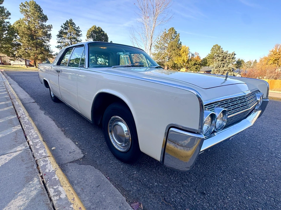 1962 Lincoln Continental 4th Gen - Image 6 of 31