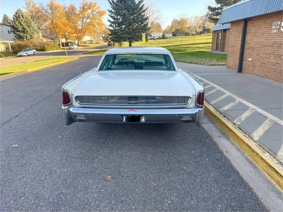 1962 Lincoln Continental 4th Gen - Image 10 of 31