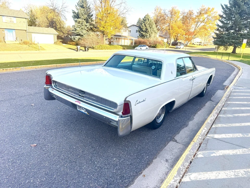 1962 Lincoln Continental 4th Gen - Image 9 of 31