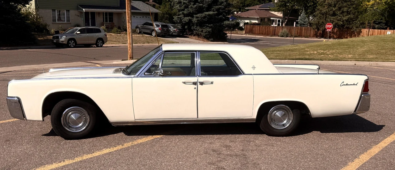 1962 Lincoln Continental 4th Gen - Image 22 of 31