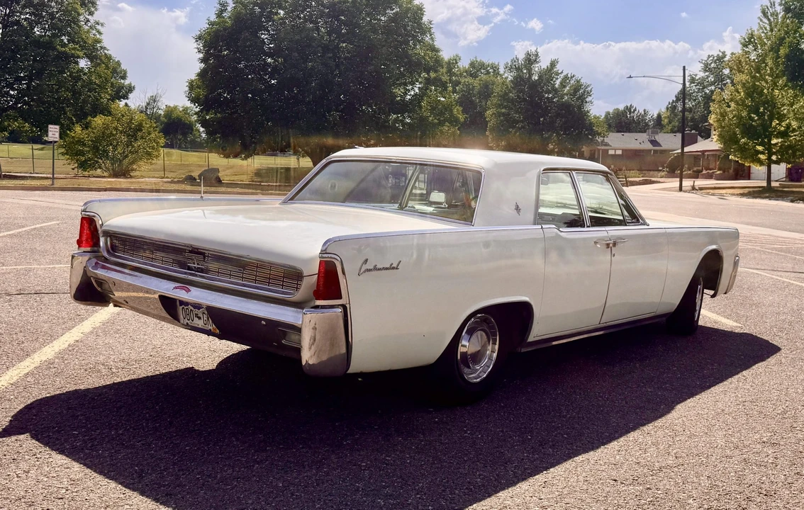 1962 Lincoln Continental 4th Gen - Image 19 of 31