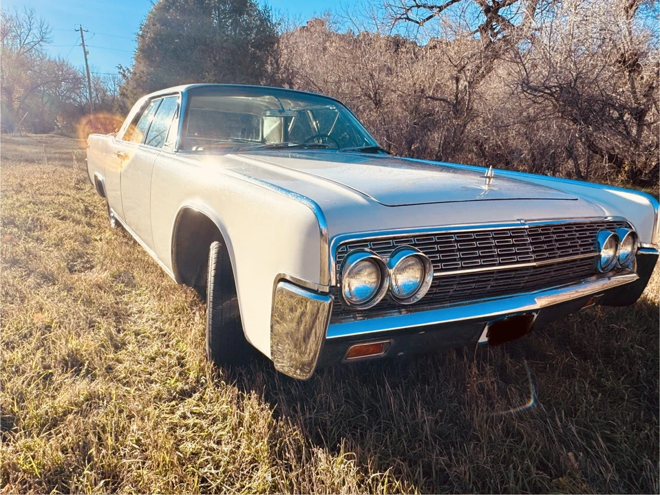 1962 Lincoln Continental 4th Gen - Image 5 of 31