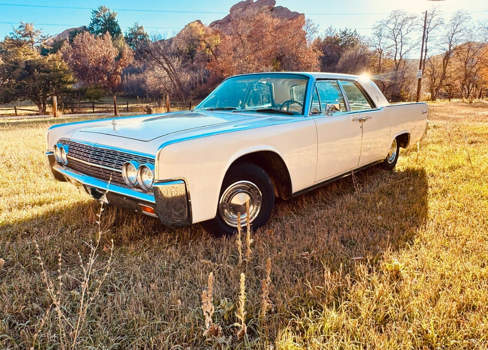 1962 Lincoln Continental 4th Gen - Image 2 of 31