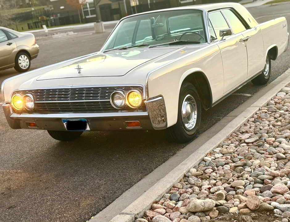 1962 Lincoln Continental 4th Gen - Image 3 of 31