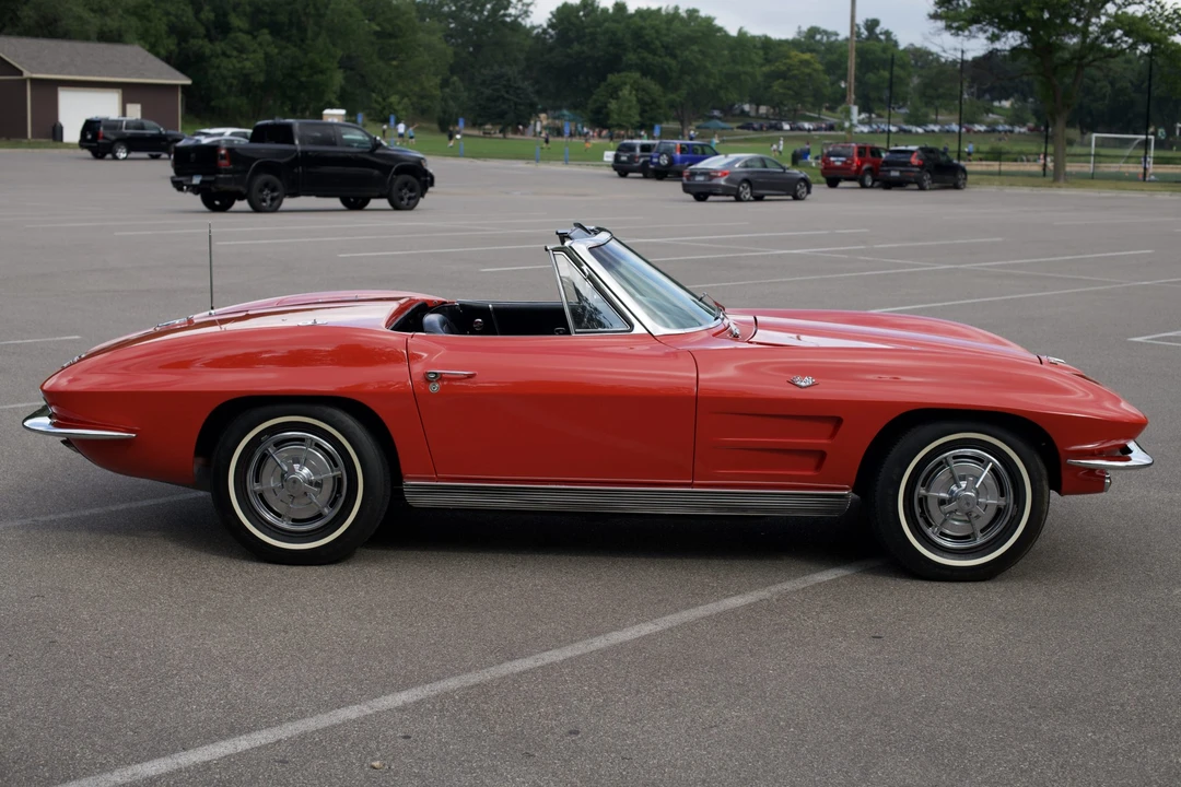 1963 Chevrolet Corvette C2 - Image 6 of 31