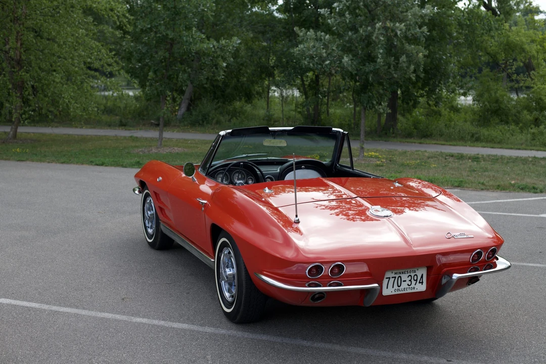 1963 Chevrolet Corvette C2 - Image 11 of 31