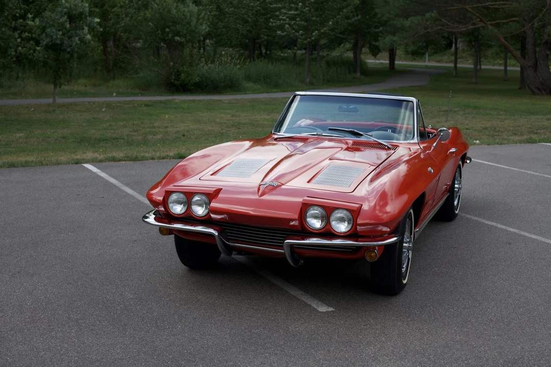 1963 Chevrolet Corvette C2 - Image 17 of 31