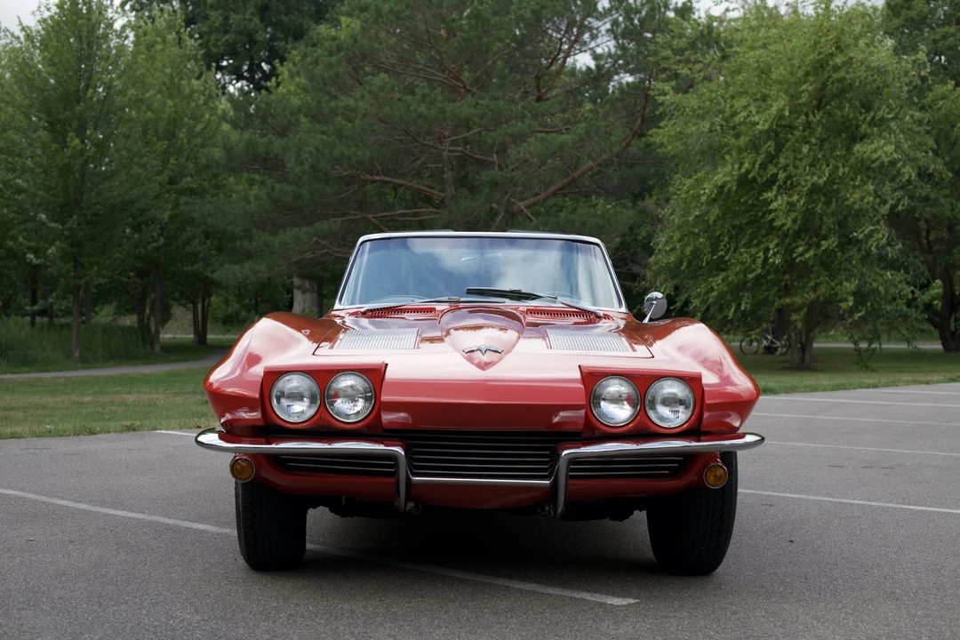 1963 Chevrolet Corvette C2 - Image 19 of 31