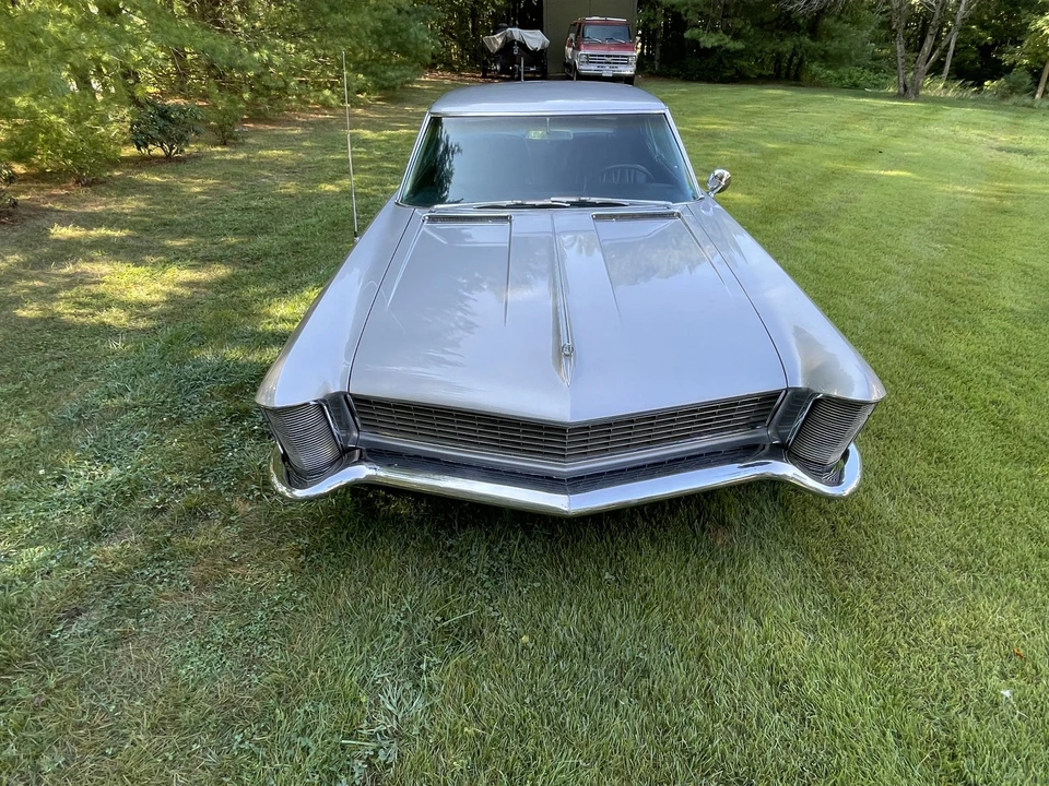 1965 Buick Riviera 1st Gen - Image 10 of 31