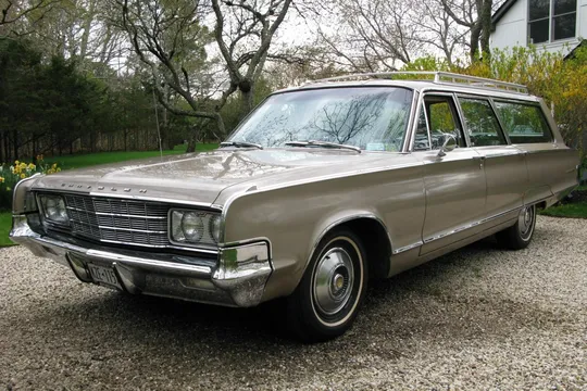 1965 Chrysler New Yorker Town & Country Wagon