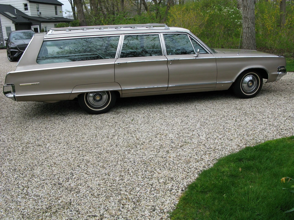 1965 Chrysler New Yorker - Image 17 of 31